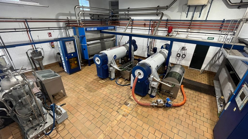 Zona de extracción de aceite de la almazara de Olipaterna
