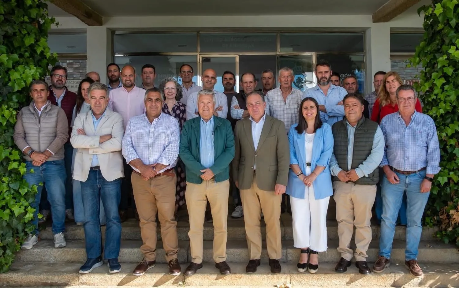 Reunión inicial de cooperativas y productores para la creación de la IGP Aceites de Huelva